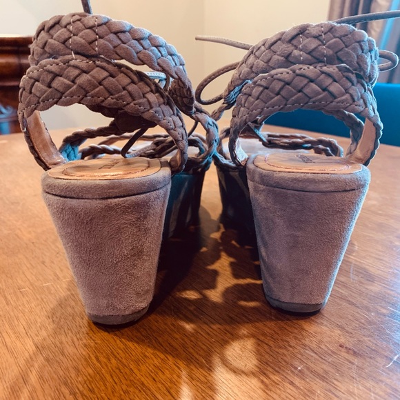 Trask Patrice Sandals - Picture 3 of 8